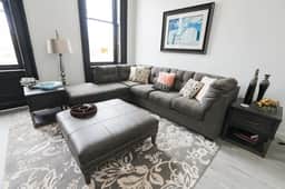 2B Stay at the Heart of Easton! - Image 4