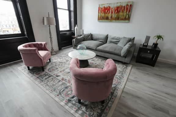3B Stay in Downtown Easton 2BR - Image 5